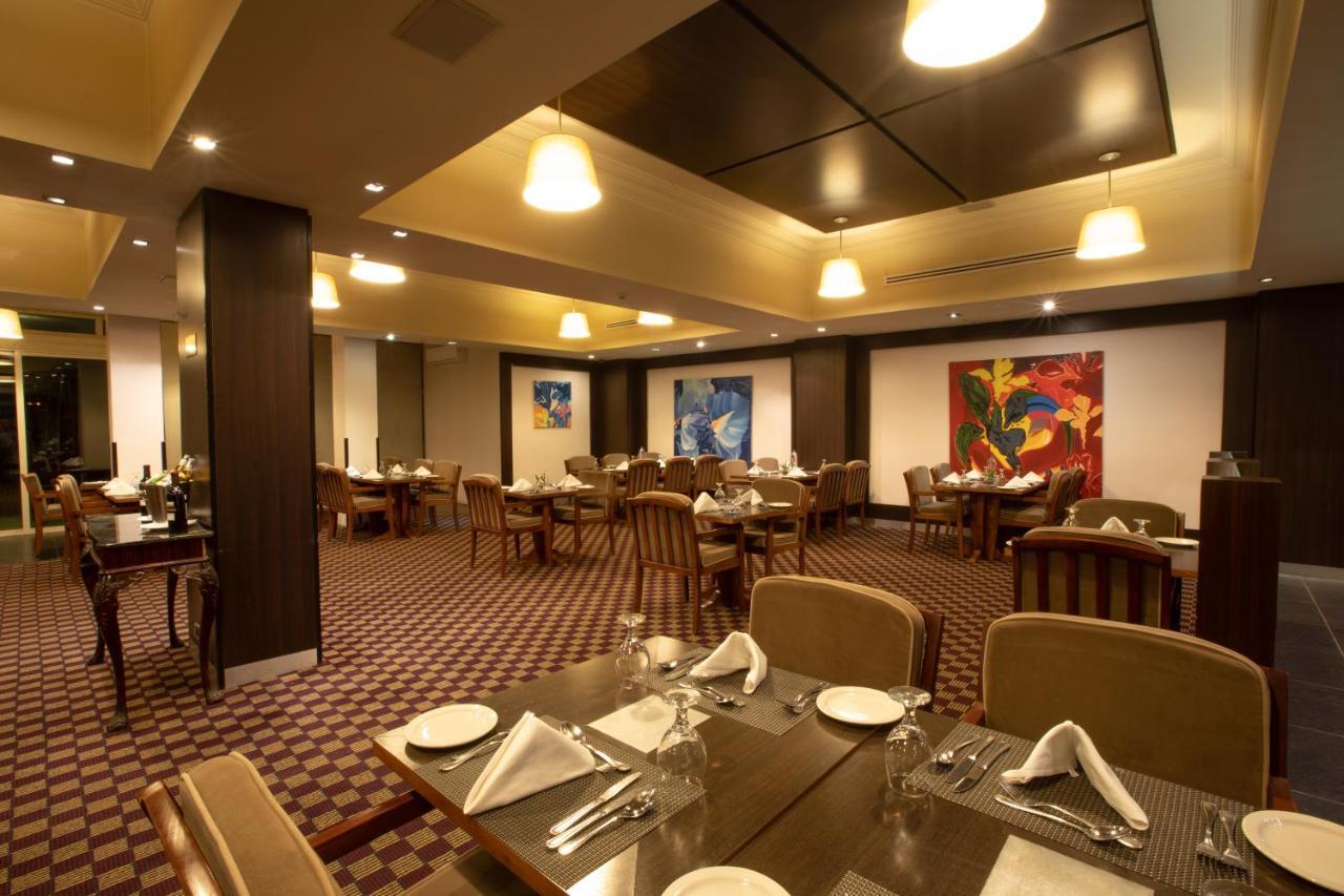 Century Park Hotel Amman Exterior photo